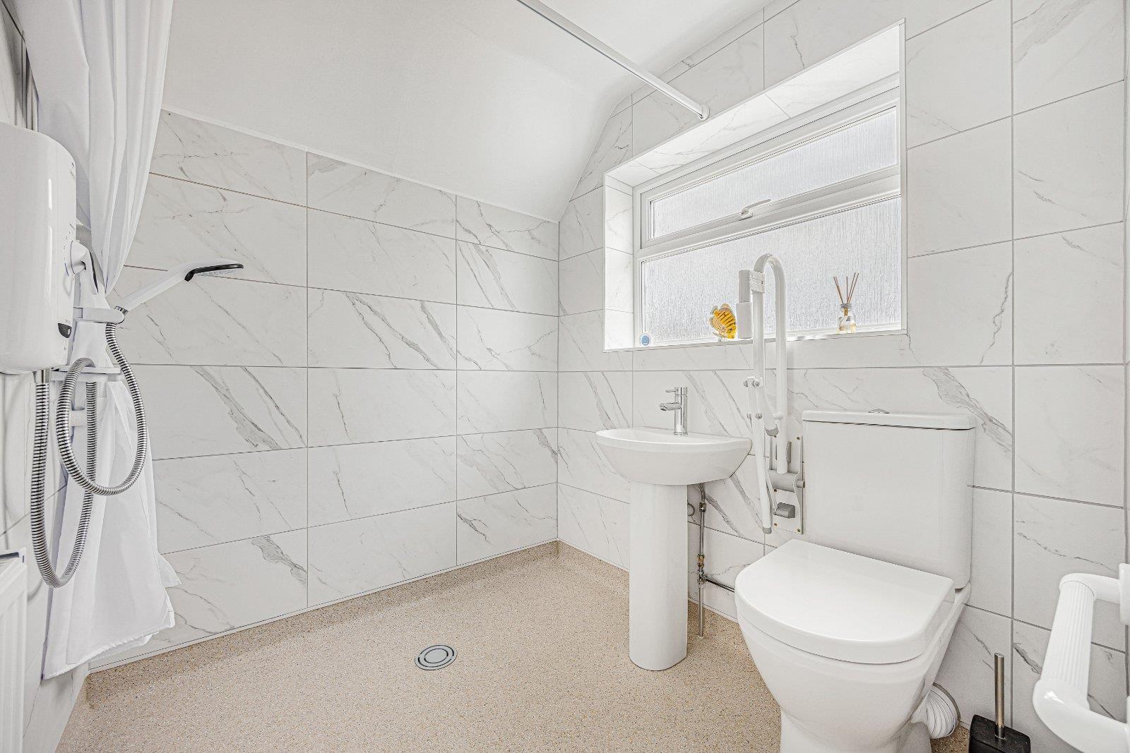 Property Image 606d5a81-9bf0-444d-8f63-e1a5f0c02d1e
