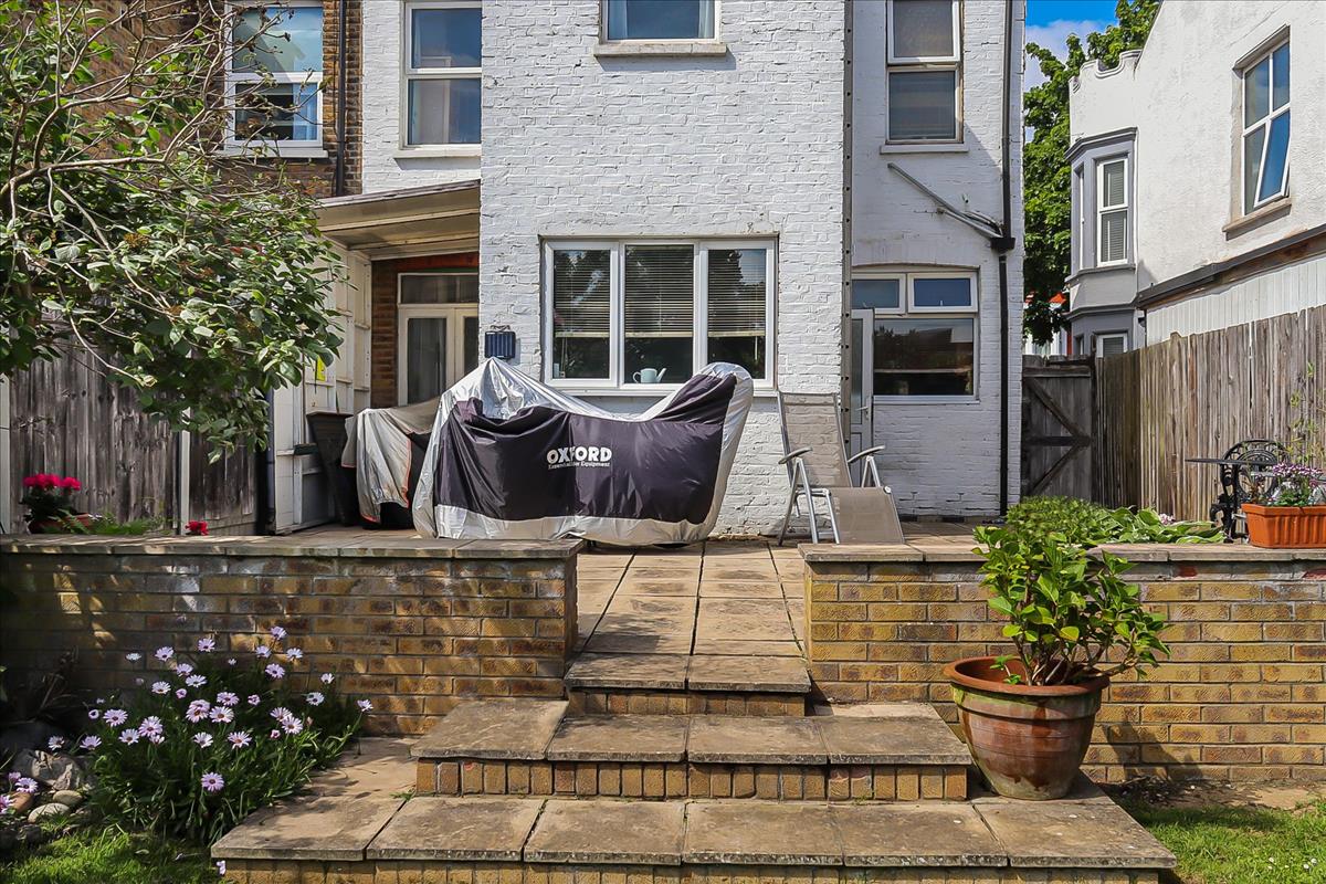 Property Image 60702e9e-d8c8-4193-b188-b79da89558f0