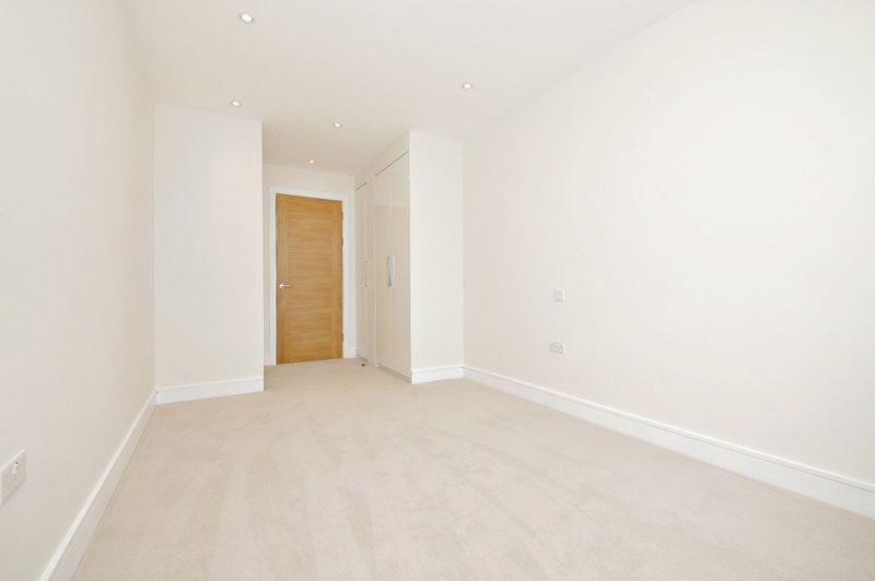 Property Image 60740501-3a8a-4c5b-adb6-9d46adde127d