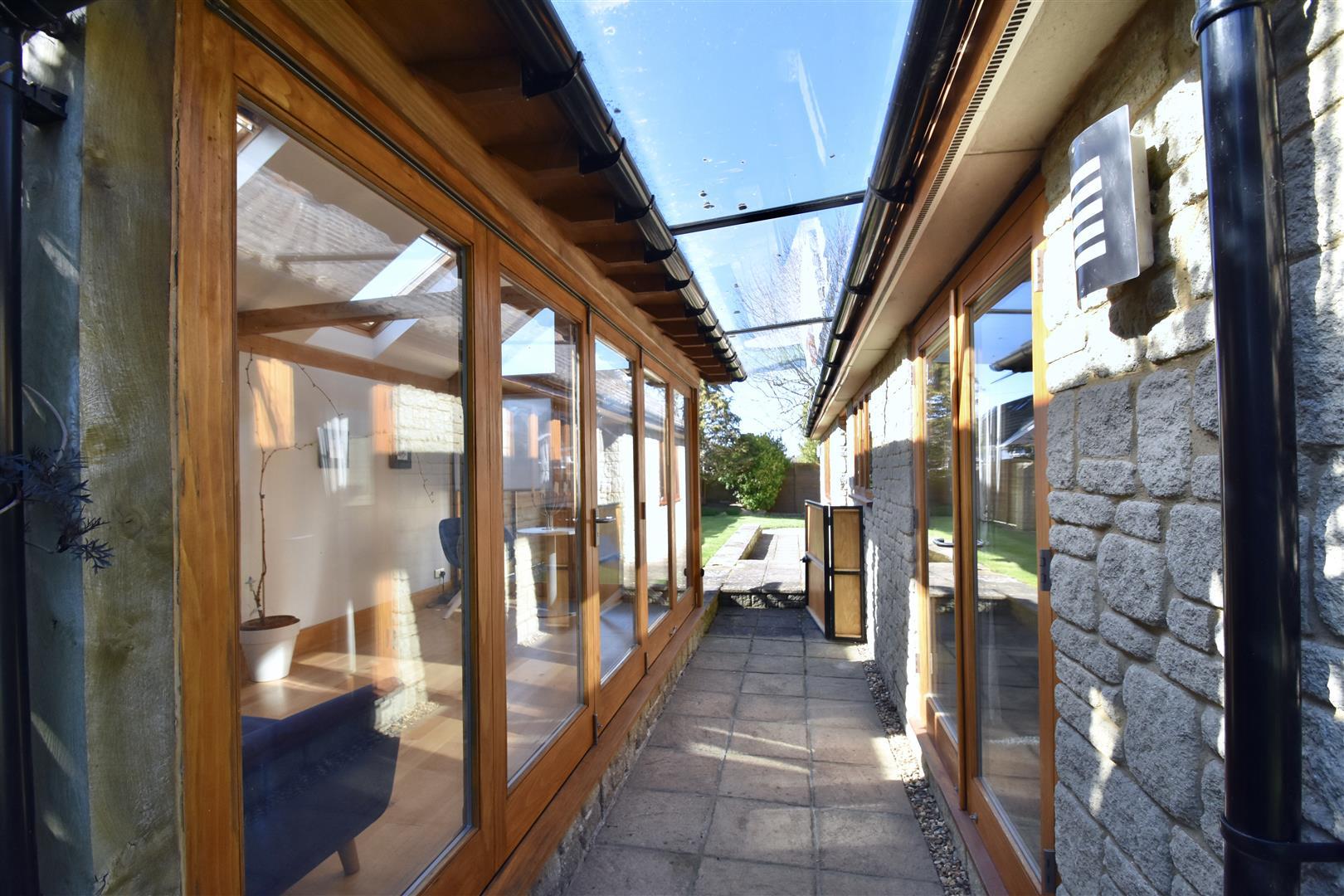 Property Image 60792ff8-0abd-4fb2-a61d-f36b3c6f8d0e