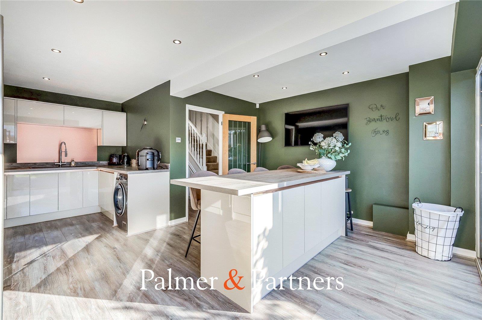 Property Image 607e0bbd-ea8c-450c-8db8-c3c8b1d13f46