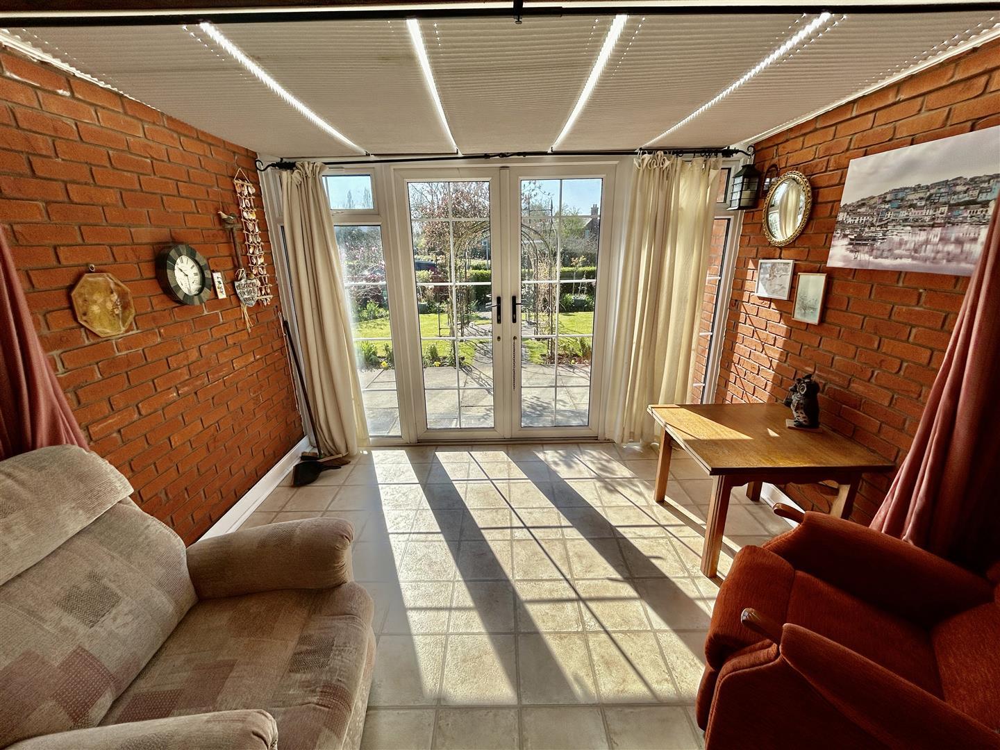 Property Image 607ebd8d-b70f-49e2-846c-d5dbf4f1efc8