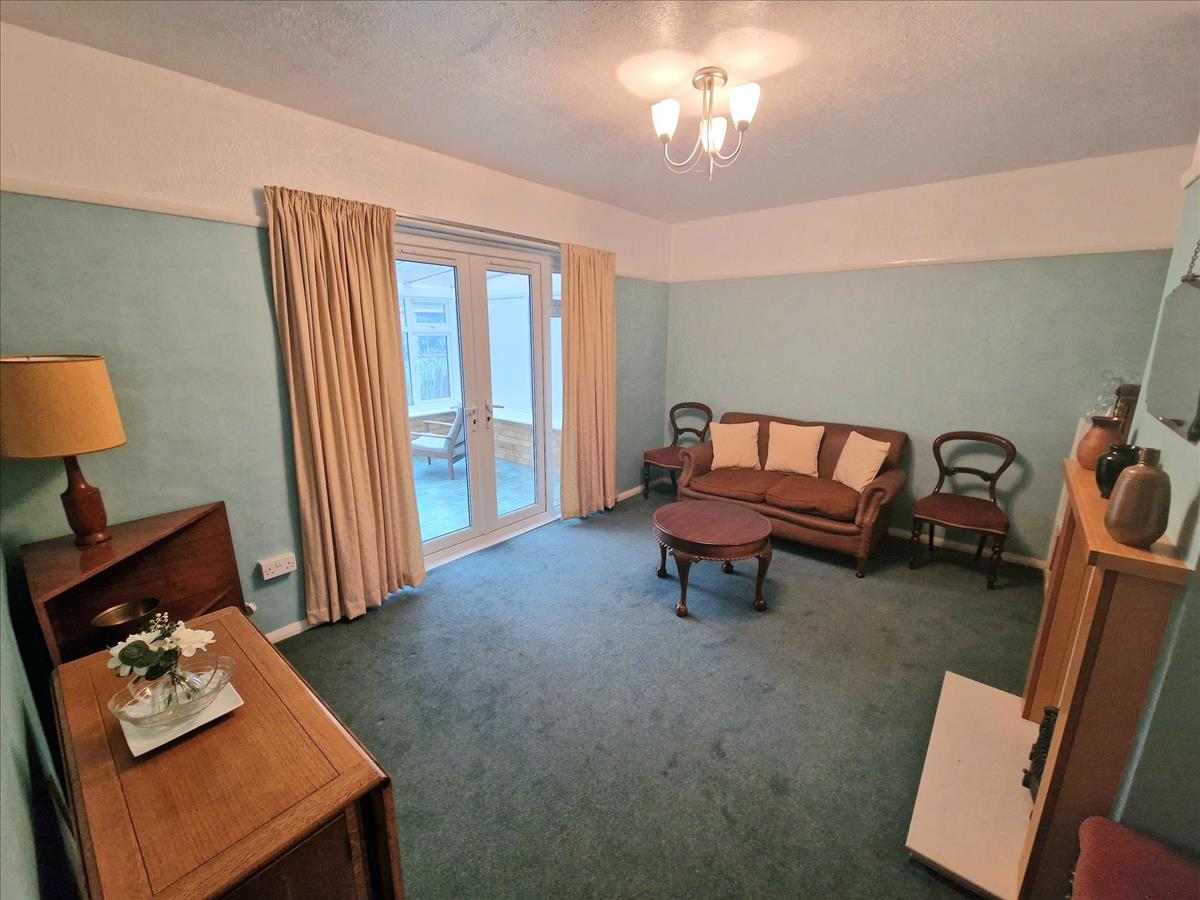 Property Image 608759f0-a51d-4cf3-b3cc-219f15df6251