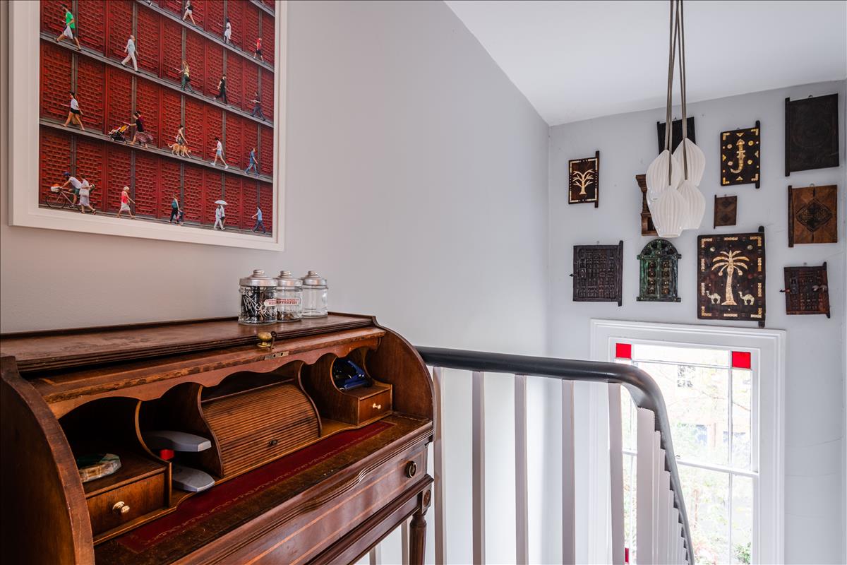 three bedroom triplex period conversion in london fields e9