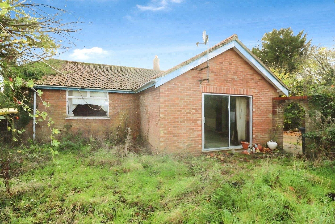 Property Image 609cf9e3-8a01-463f-9a0e-75a6f85e3d33