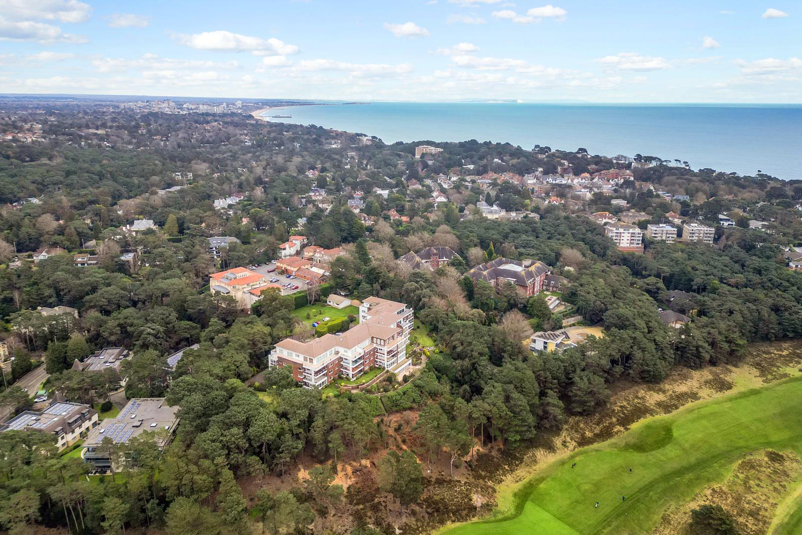 Property Image 609f4133-0716-4f36-b637-ef7e34994c83