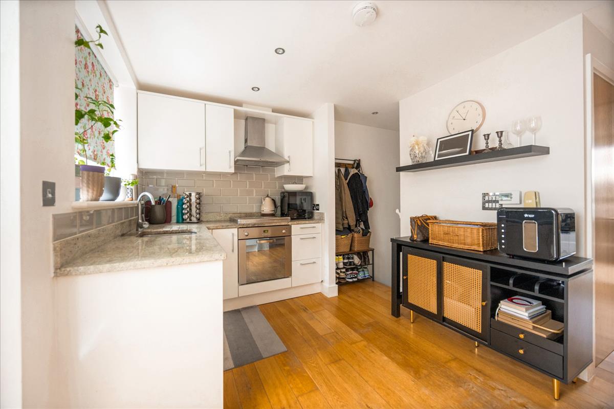 Property Image 60b1443f-dd62-4024-beff-384298ded691