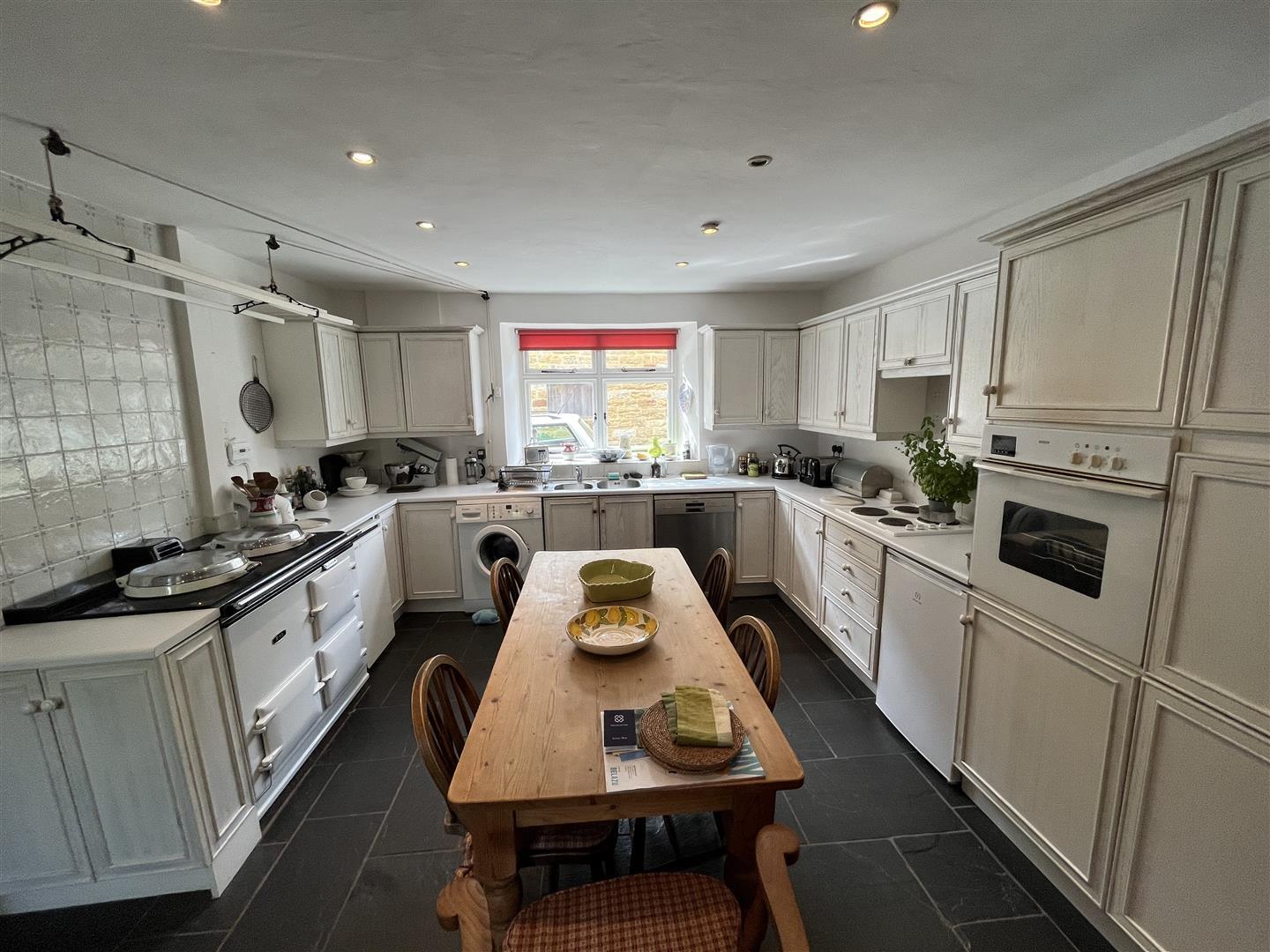 Property Image 60b6c723-72bd-4bb6-bed0-07371b0695a4