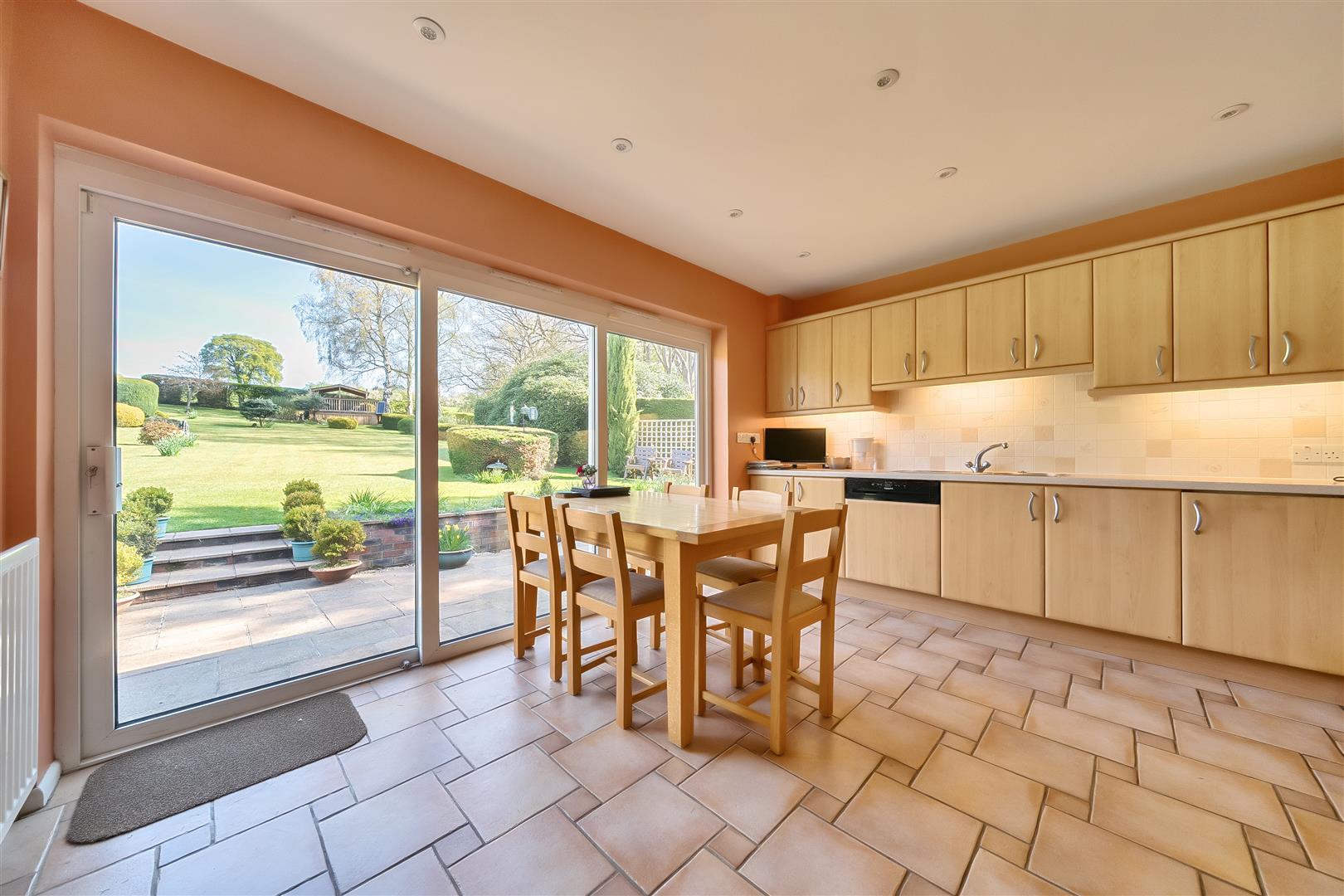 Property Image 60bf0d84-4a4f-4d37-a077-487288c753a3