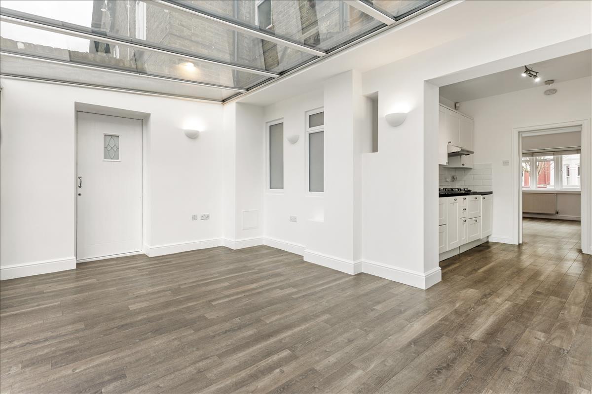 Property Image 60c13724-9a29-4363-b3af-7191e0d6b629