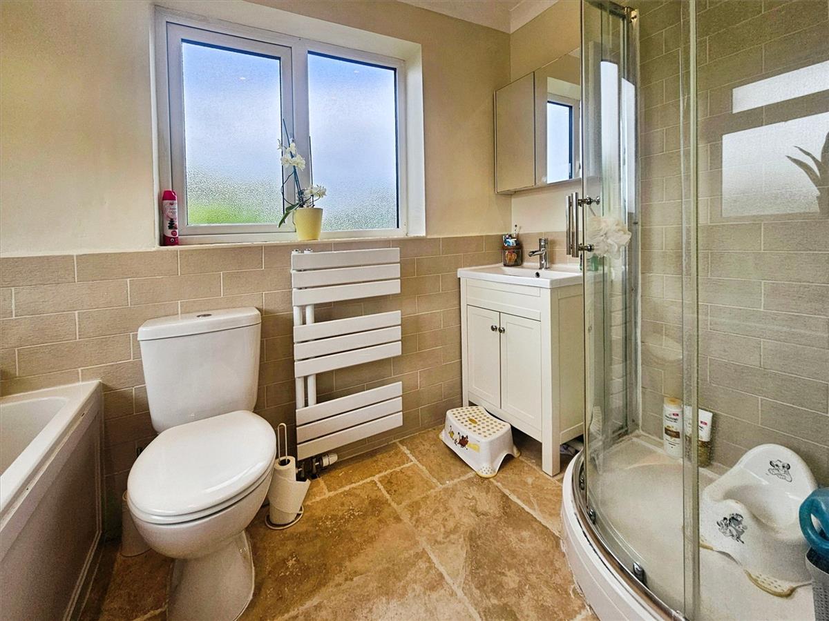 Property Image 60c50264-7247-4b59-8244-41fa606a85f6