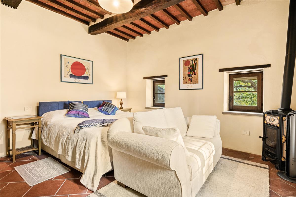 Property Image 60d2ee20-516a-4a8c-8532-41b7d850f758