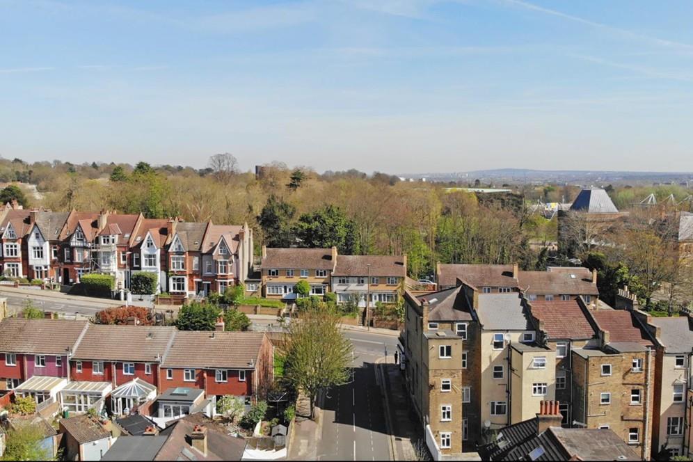 Property Image 60d9801f-b74b-4eab-a242-53f5e05a1de0