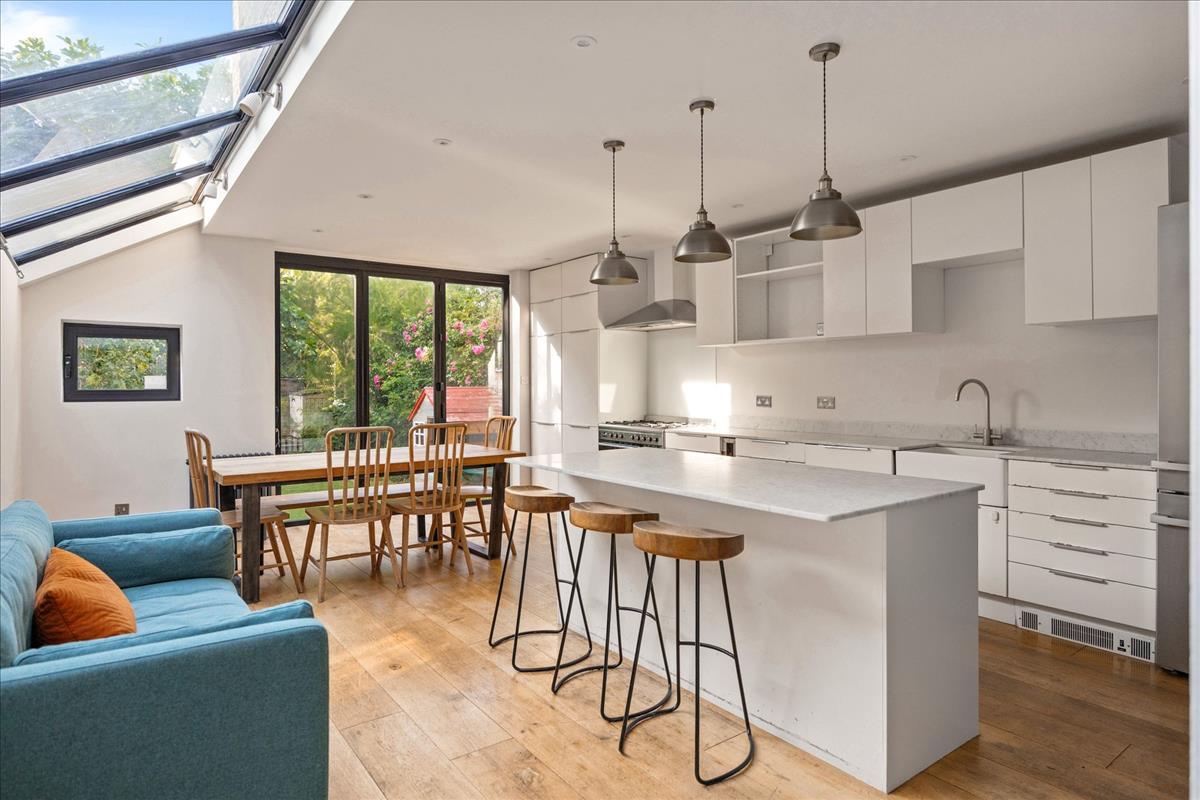 Property Image 60e1932a-799e-4a71-a012-1cf88bbc93e5