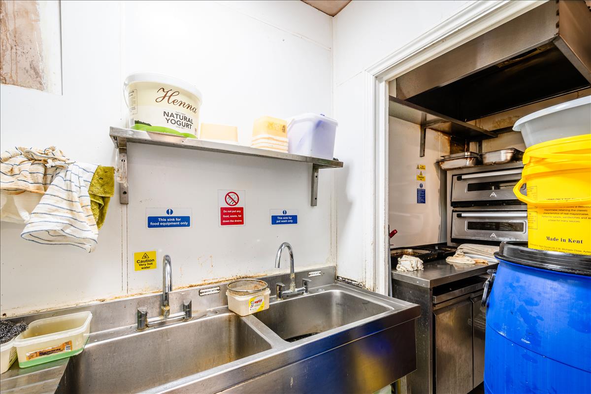 Property Image 60fa305a-f259-44ea-bd9b-d8ff7103dcfa