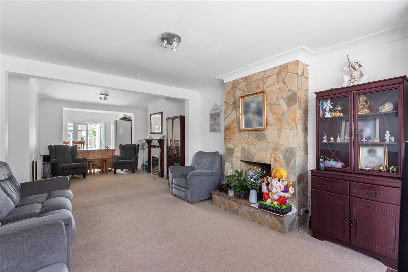 Property Image 61014ac3-3956-4be7-a9eb-d39724a613a5
