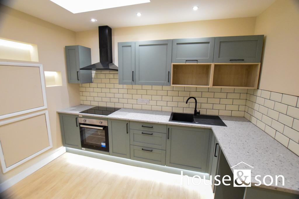 Property Image 61062a86-a86d-4ea8-83d3-89c8b0b2ceaa