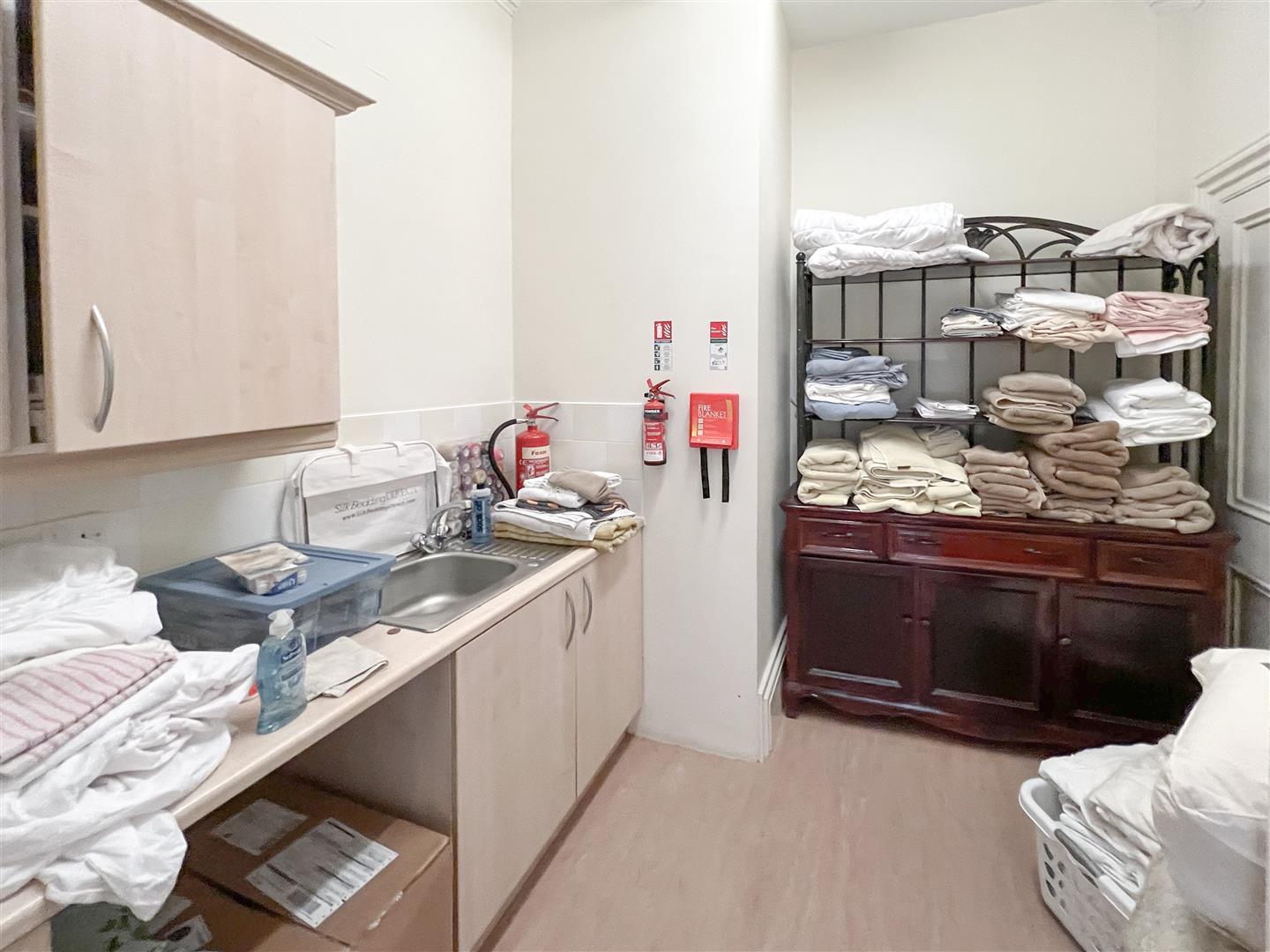 Property Image 6106d5b3-6d4d-4c7b-8c56-7683d12e6dbc