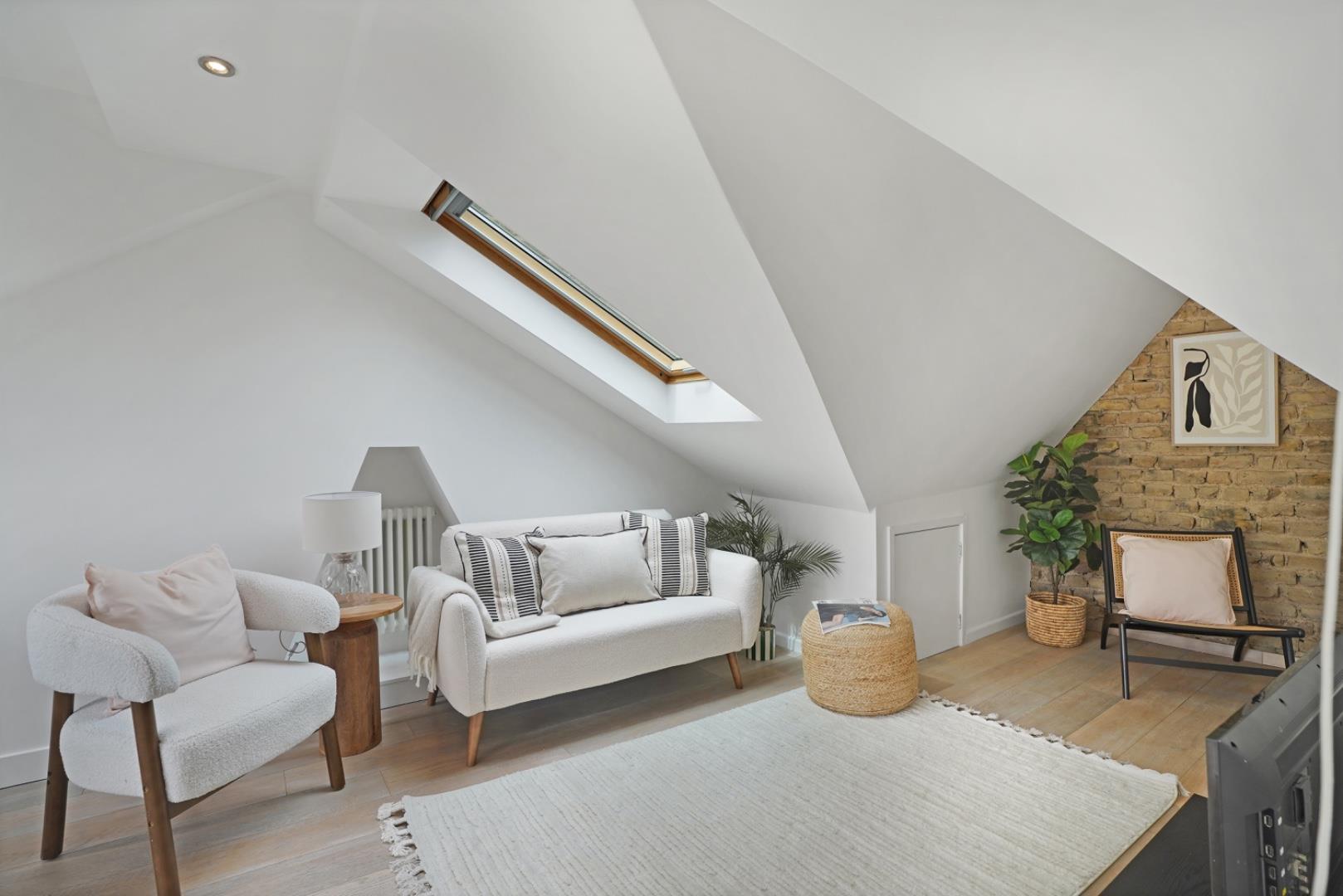 Property Image 6129cdd8-d041-4992-86d2-f32347e5d1b6