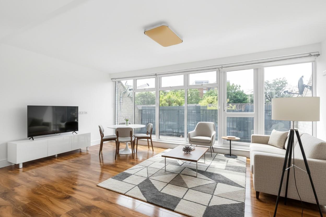 Property Image 612c8132-3ba8-48c1-a445-80e42e554c53