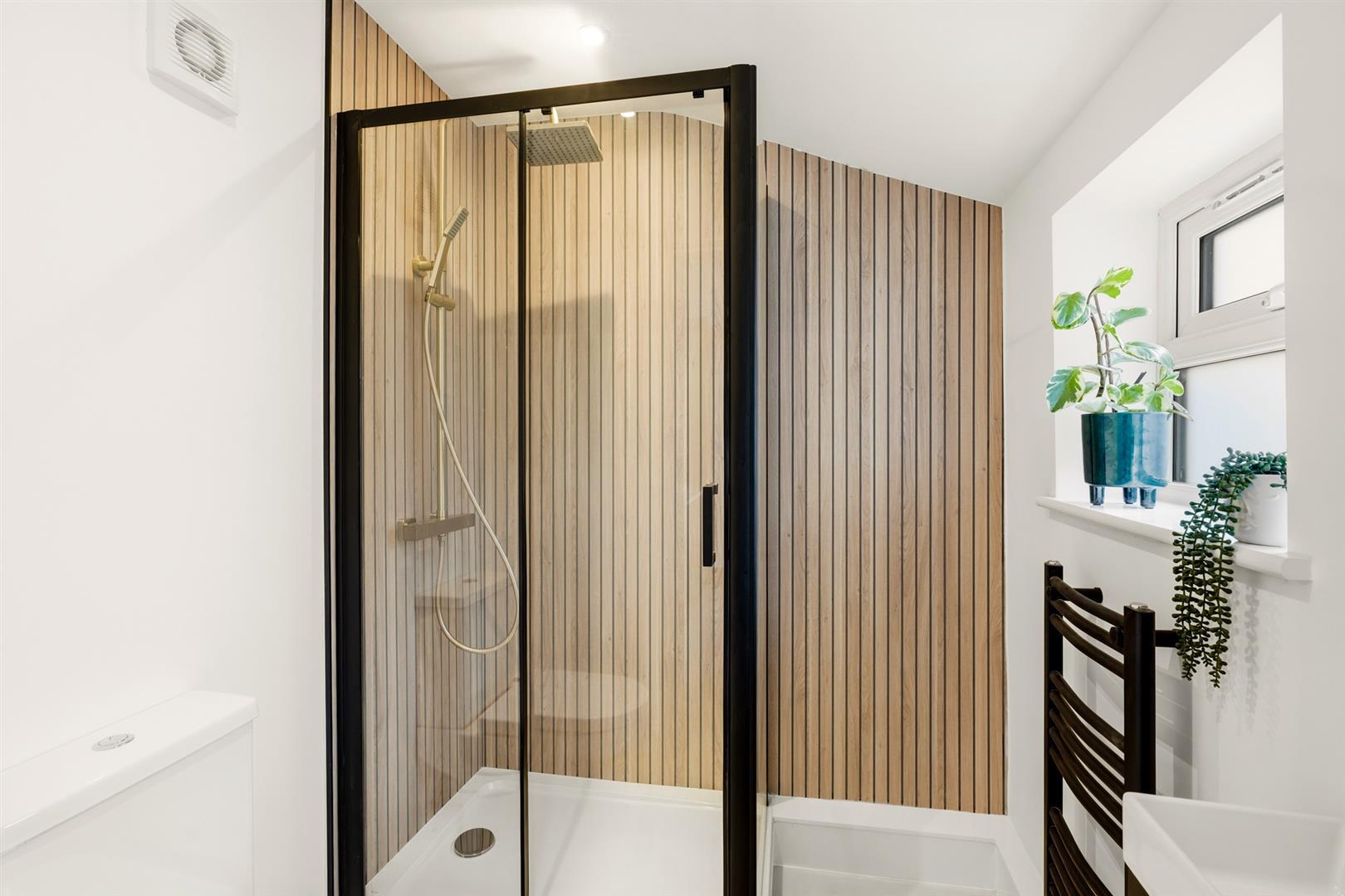 Property Image 6130100f-b871-4245-b455-180a595e637d