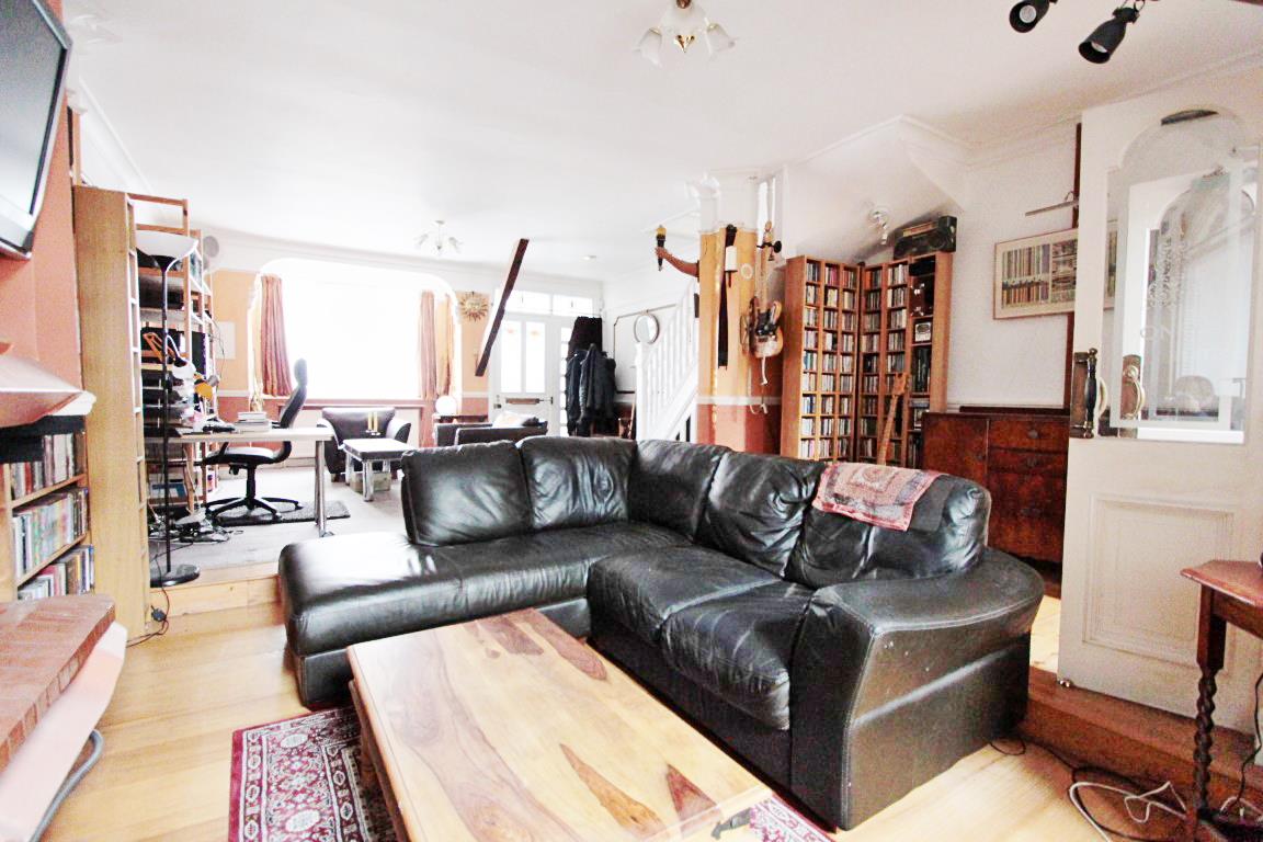 Property Image 61341e29-23f2-45f0-9df5-74f331bf1c9b
