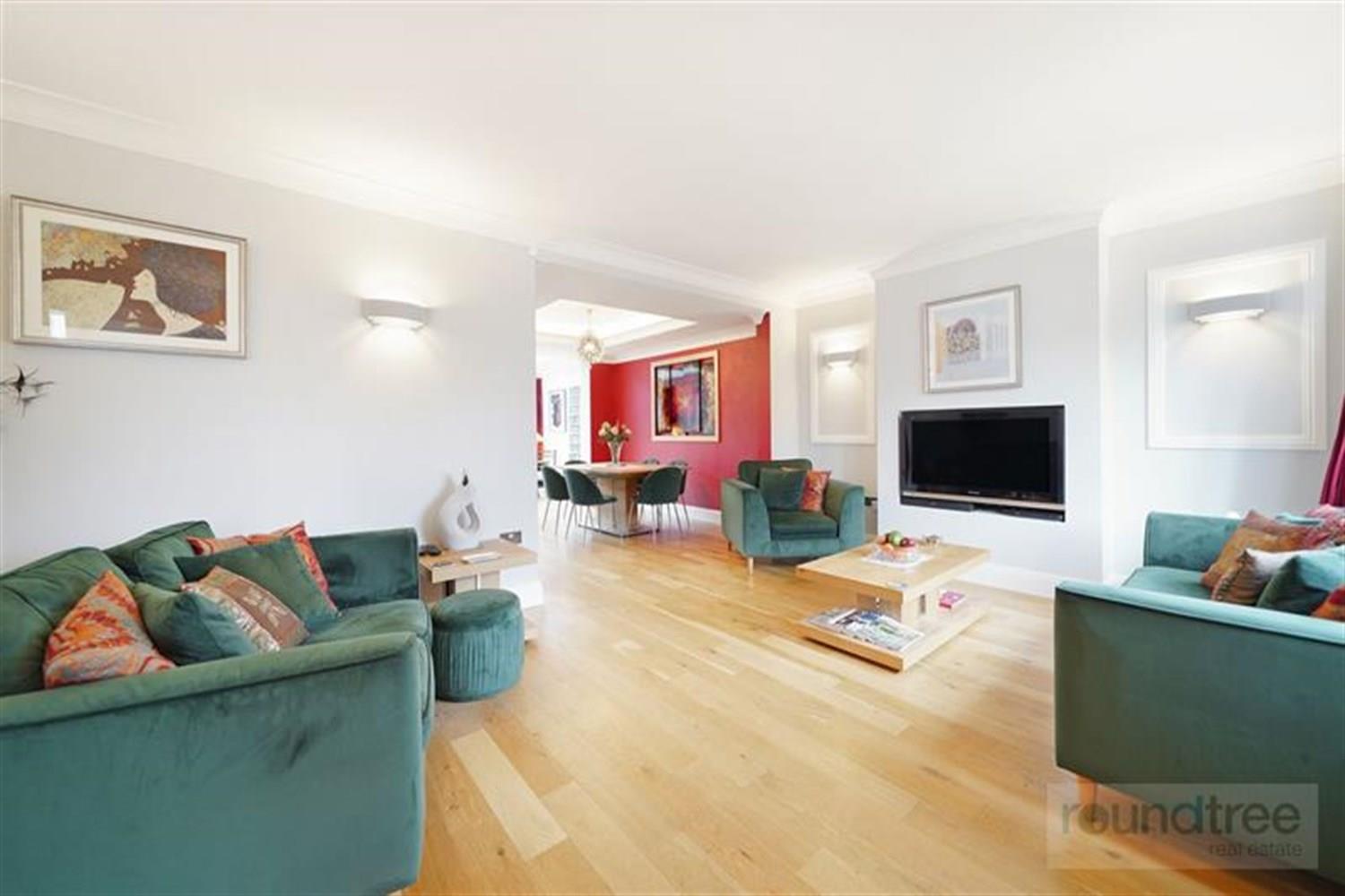 Property Image 613acb3e-2c5e-479c-a9ea-a4e35e2959da