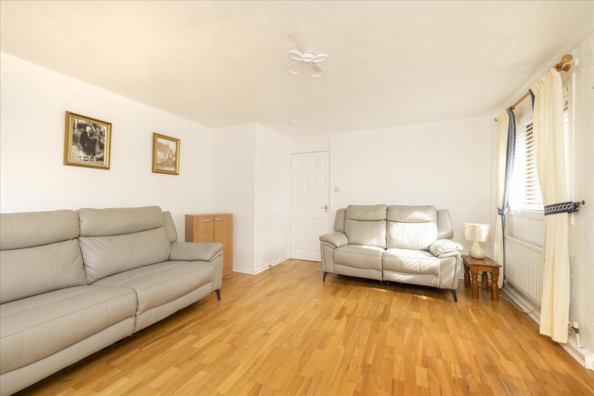 Property Image 6147af1c-56a0-4922-89ef-2b3f6eca1fa8