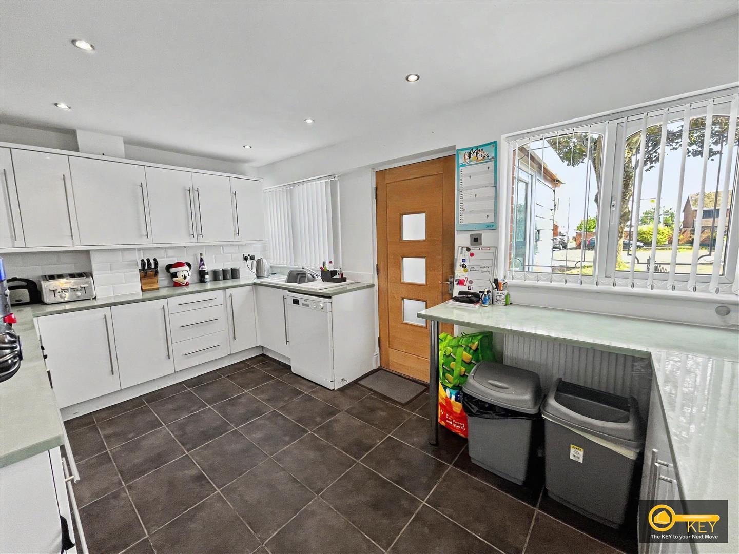 Property Image 616909f0-62ae-4fa0-93e8-8f7f71fb7009