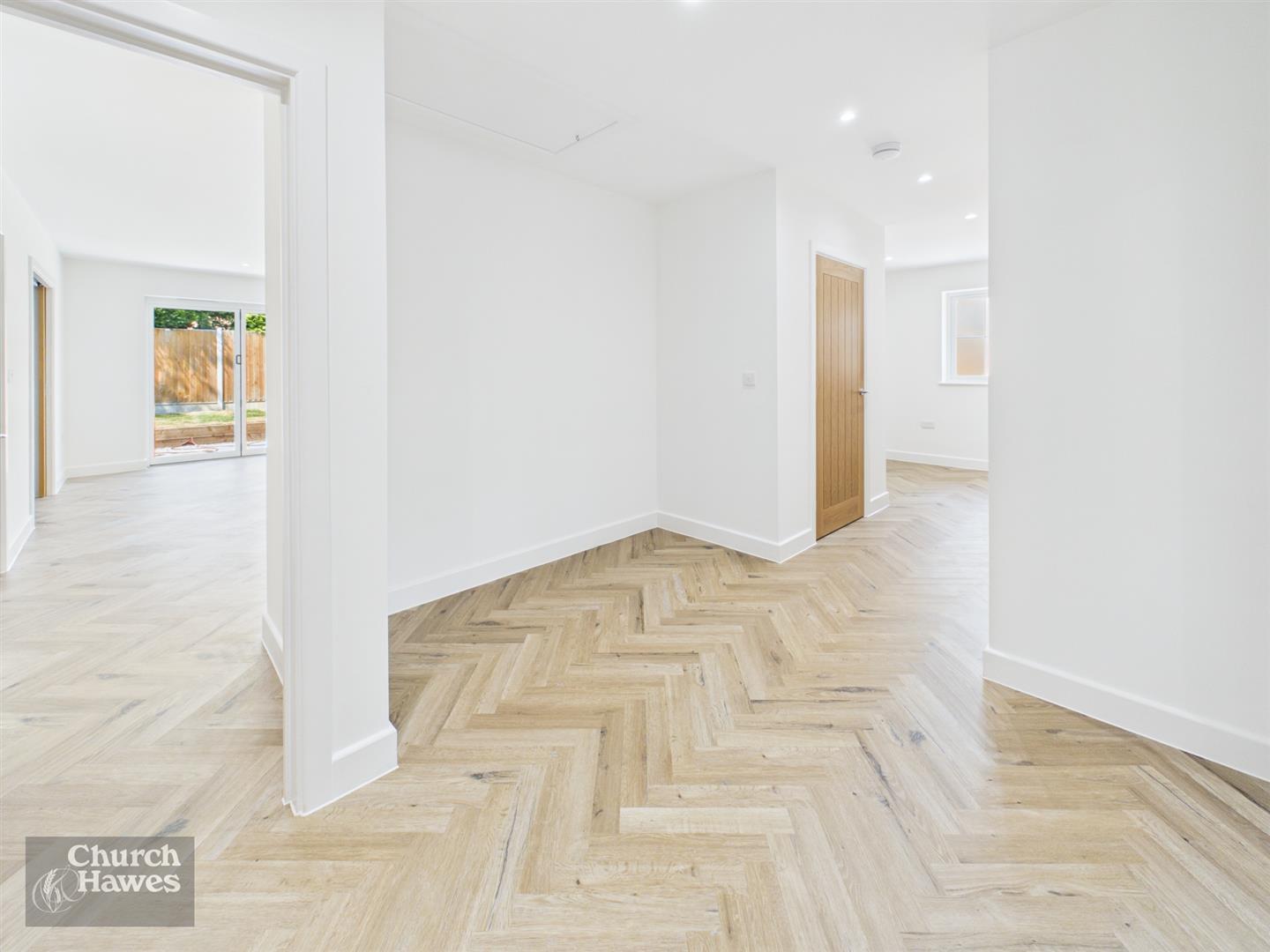 Property Image 617ae65c-23a2-478c-bc36-1ce6a02adfeb