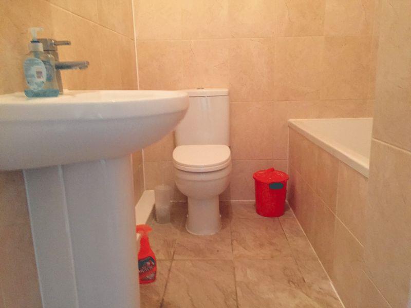 Property Image 6195c9d9-f2a9-4e36-bda0-50b5ffd5ffb2