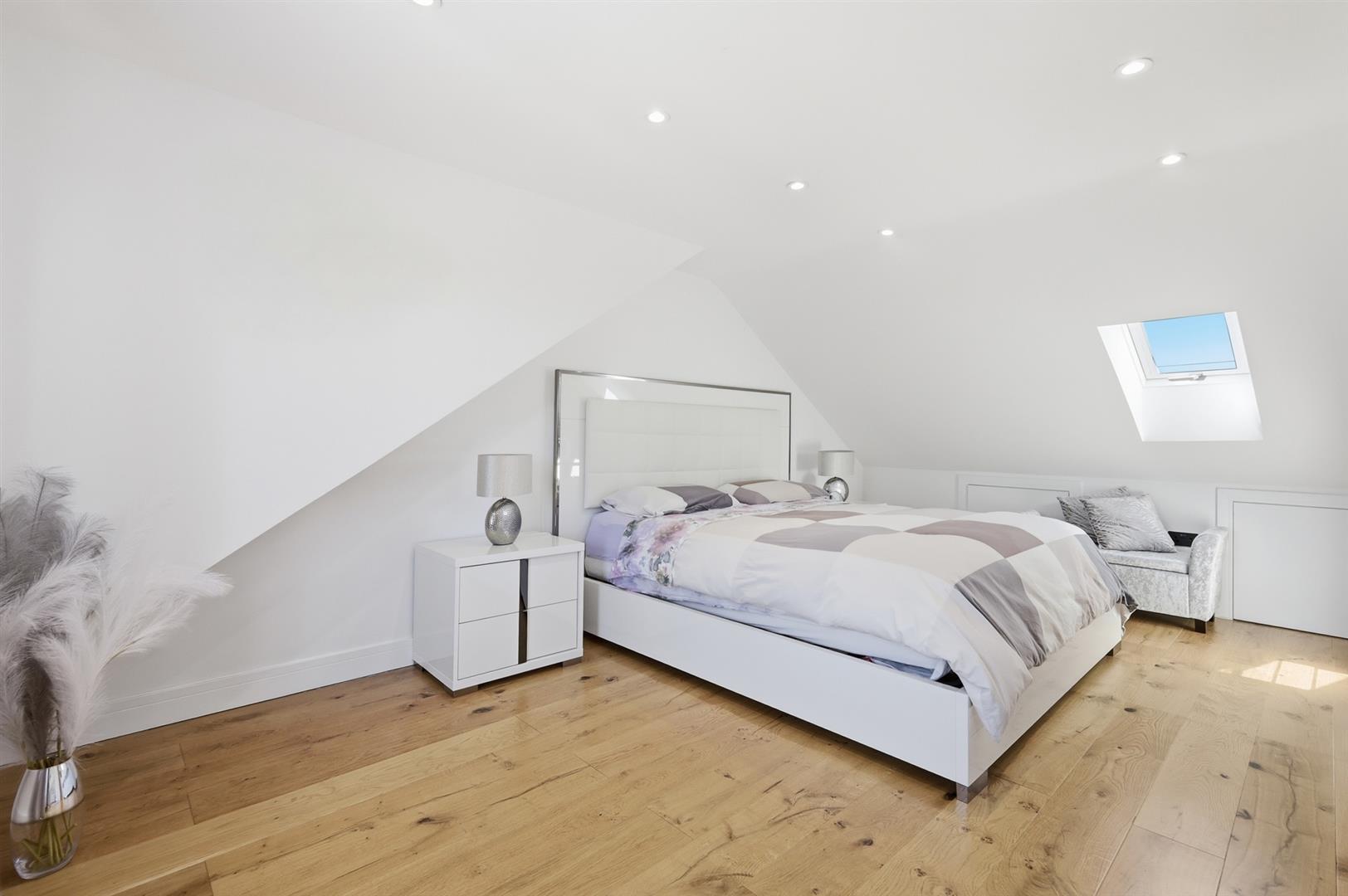 Property Image 619b6add-008a-43cd-a7f2-f7ac855f4d5b