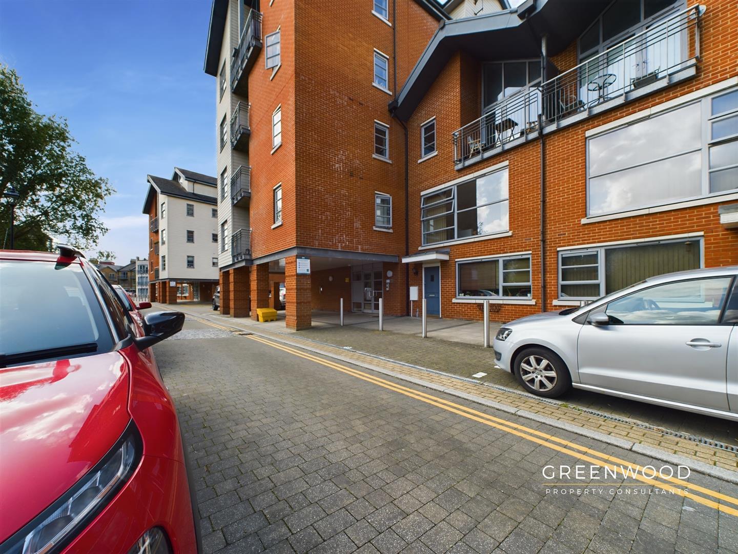 Property Image 61a36310-f066-4ad4-ac35-762332adf602