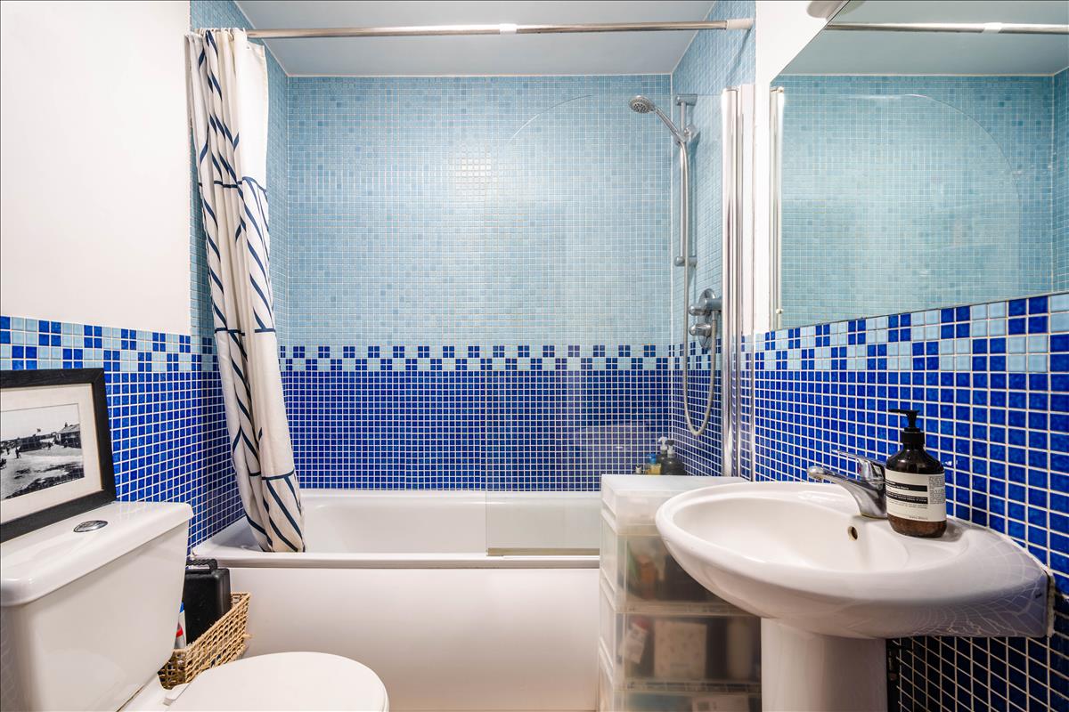 Property Image 61ac0c93-26e5-4ff0-be00-248872bb3584