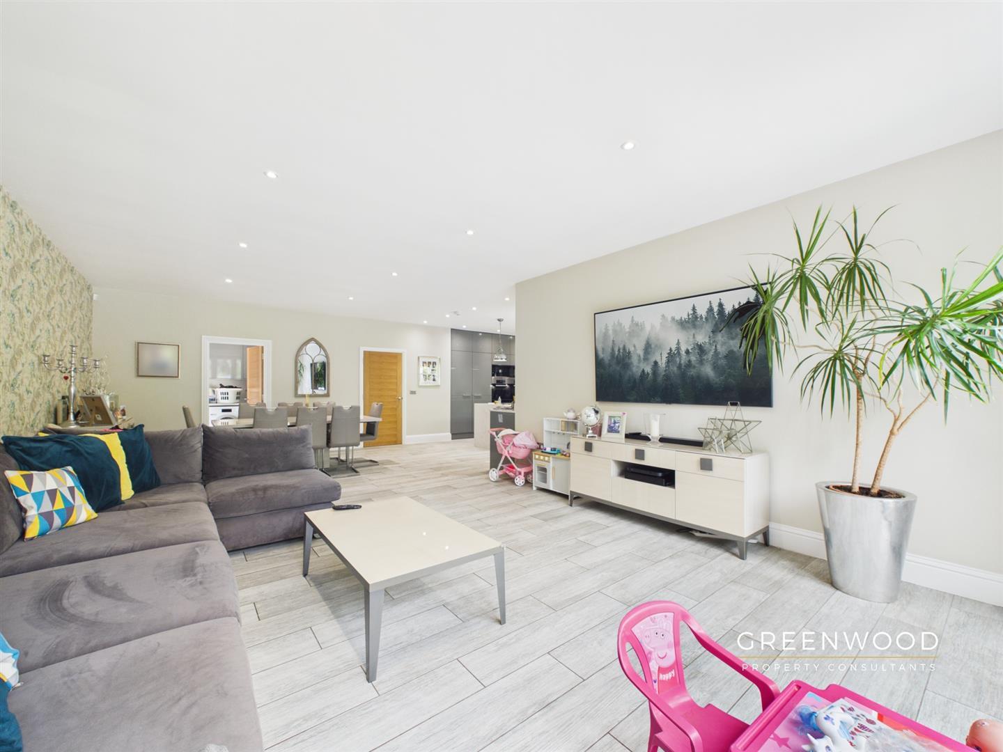Property Image61acd533-1e69-47e6-8d40-817735df50bc