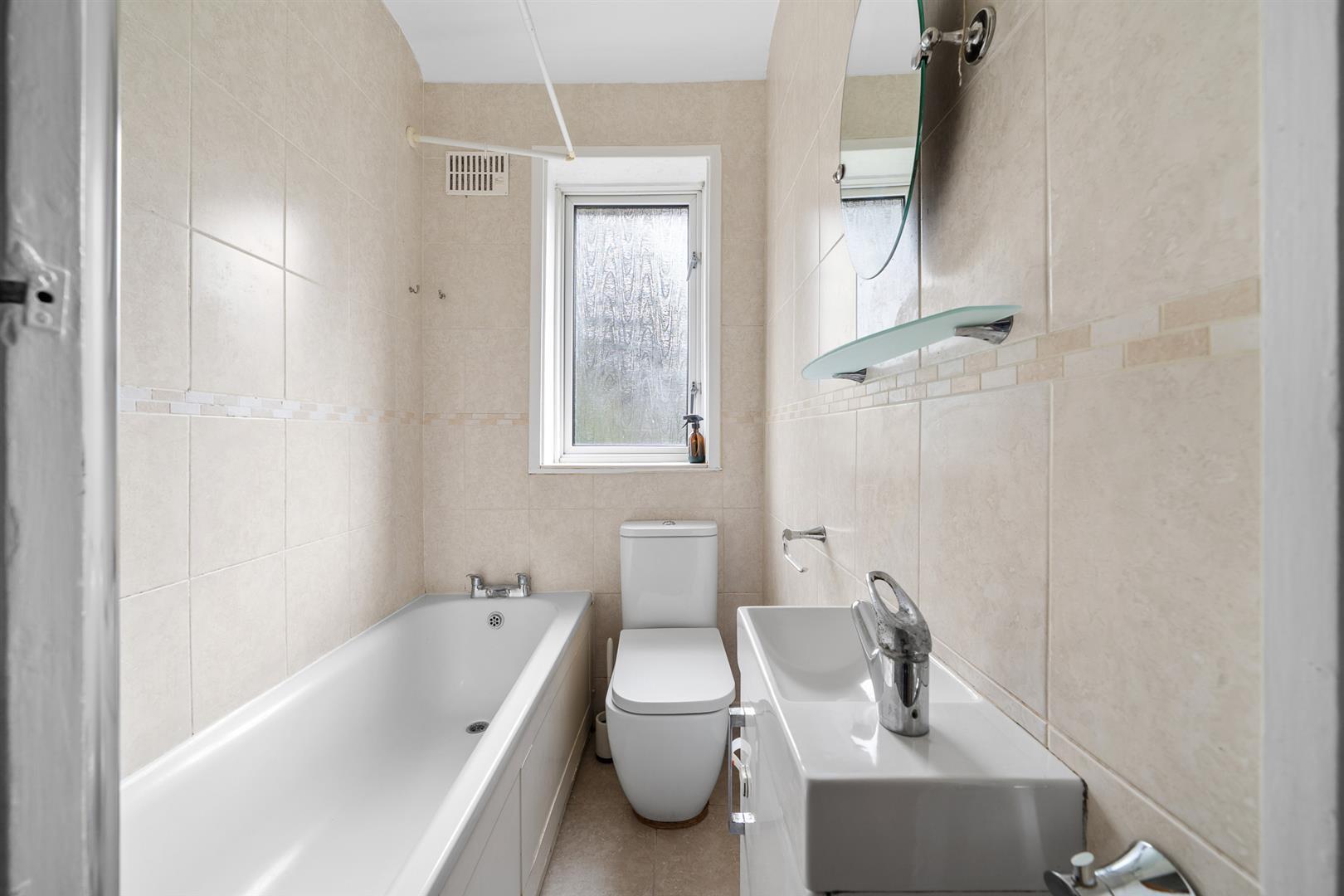 Property Image 61ad2bfe-e465-4acb-b8df-d0a93477491f