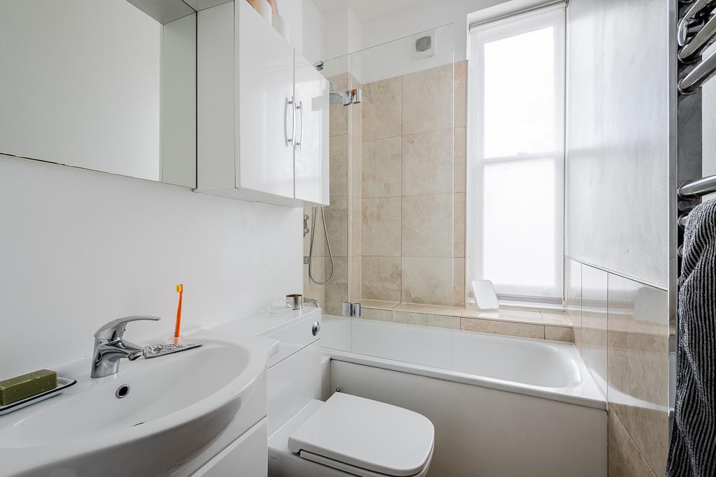 Property Image 61b0dbf7-8860-4f1f-b196-9a1a369f9310