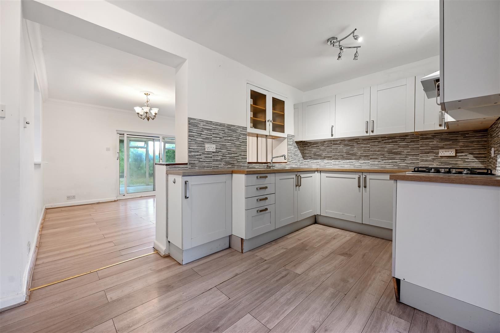 Property Image 61b15158-6aa6-4657-bc83-adcfb73e8088