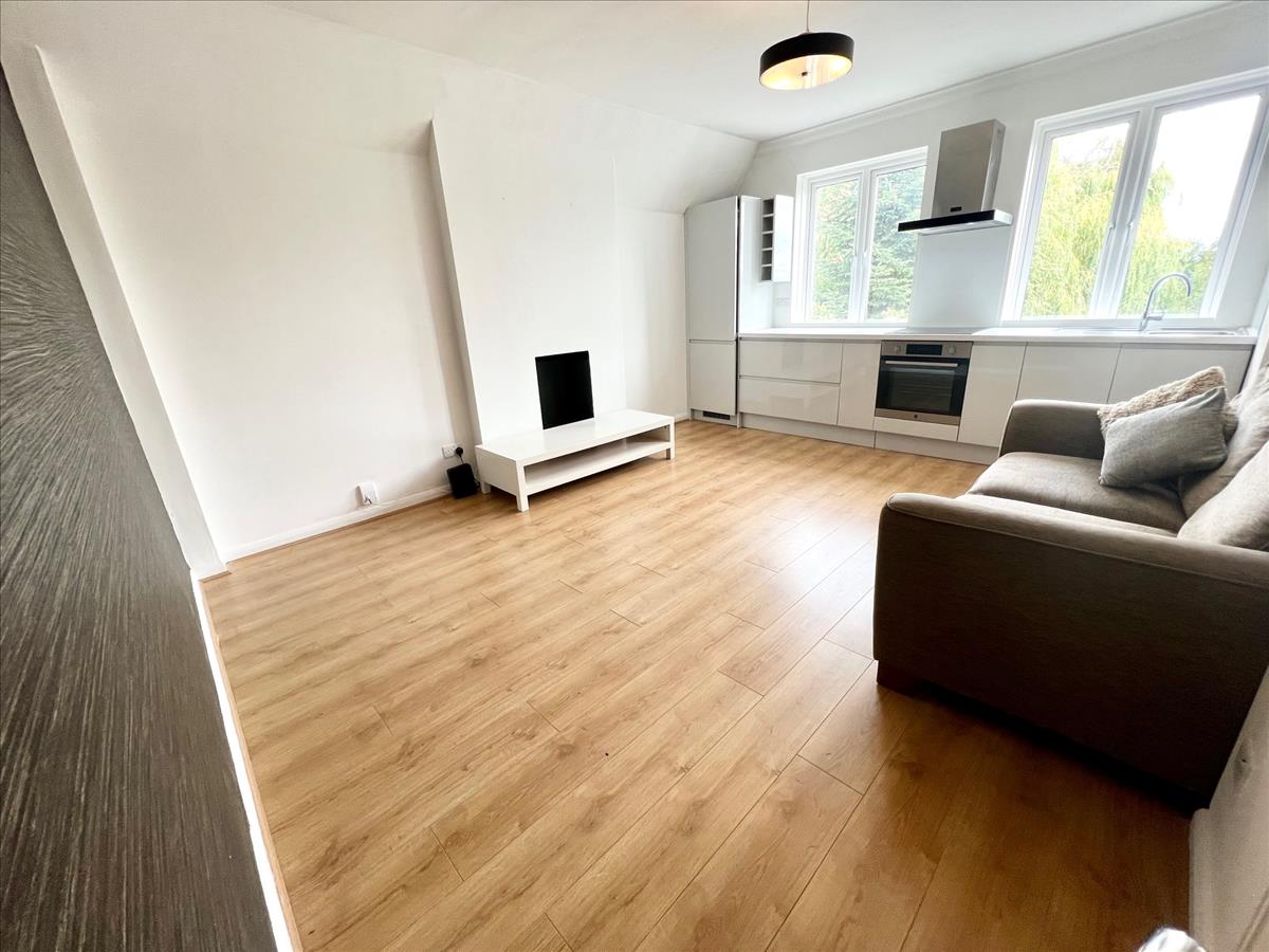 Property Image 61b1d019-a8d2-4c85-97f8-035fce9dd025