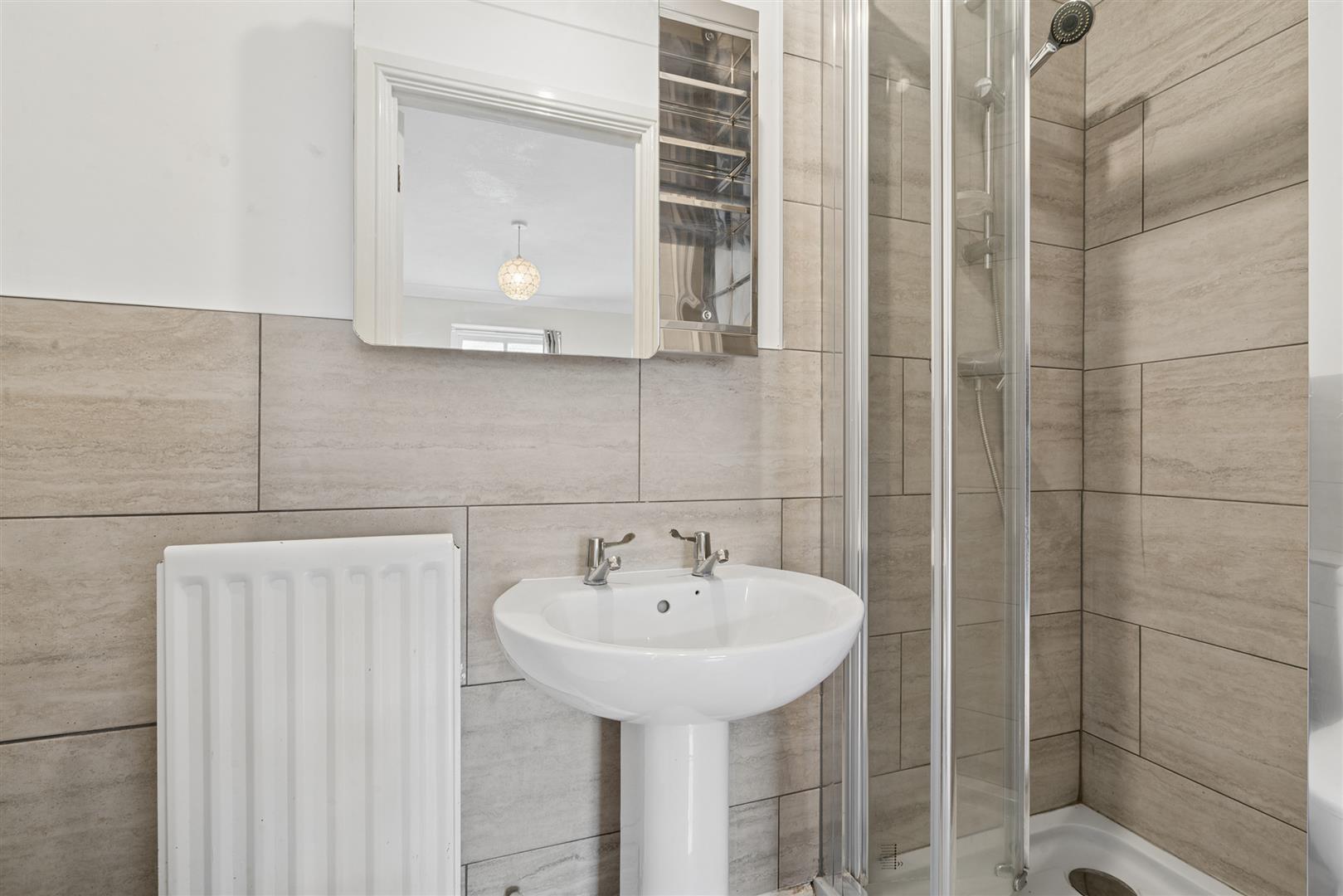 Property Image 61c67e31-632d-475d-83f4-caa563ff1354