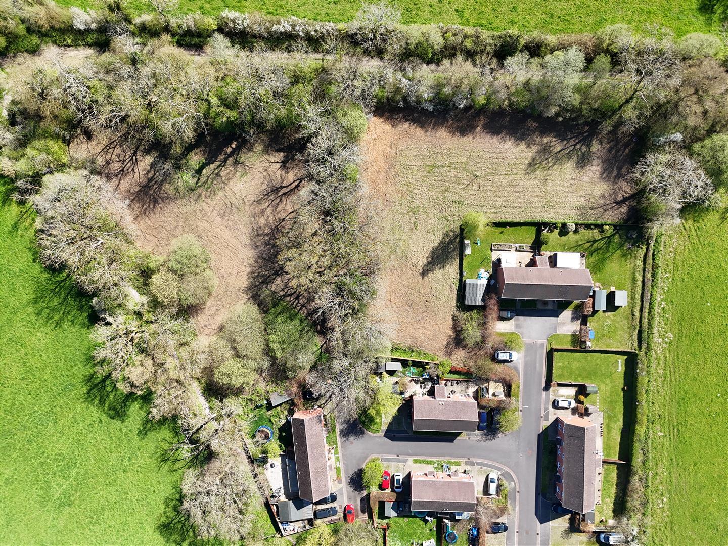 Property Image 61df2924-be75-4bcd-b85d-6069473316e8