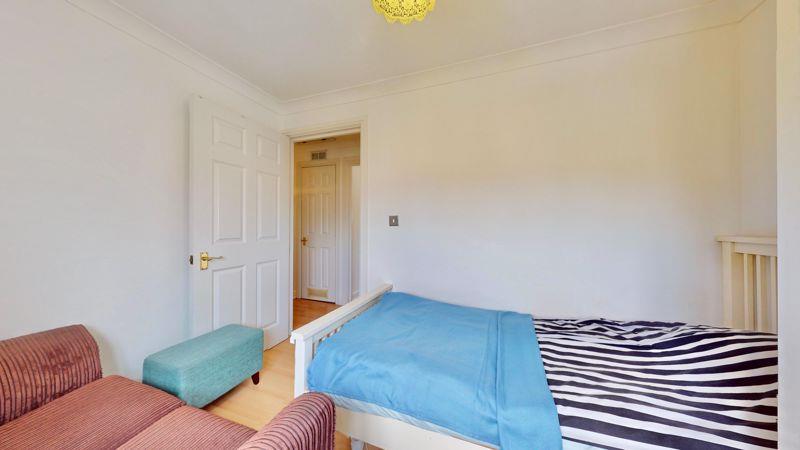 Property Image 61f009f6-df21-4d5c-9bcc-776e404c9b9f