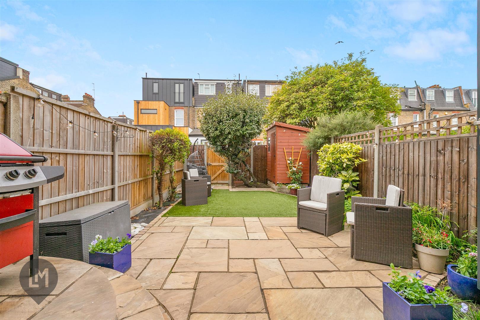 Property Image 62111527-ad36-4f20-be77-28362fc2c591
