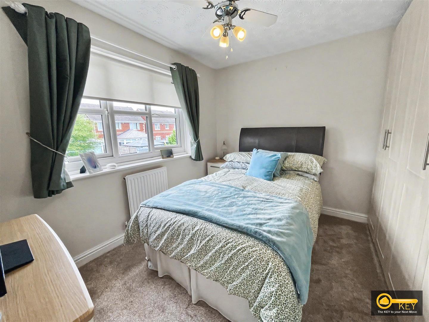 Property Image 6214fa74-0107-4421-8f21-66fa384753a3