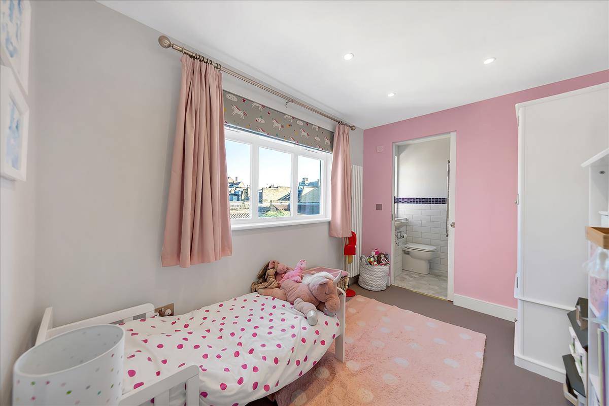 Property Image 621c8ac2-6383-47d8-9be1-275d9a865533