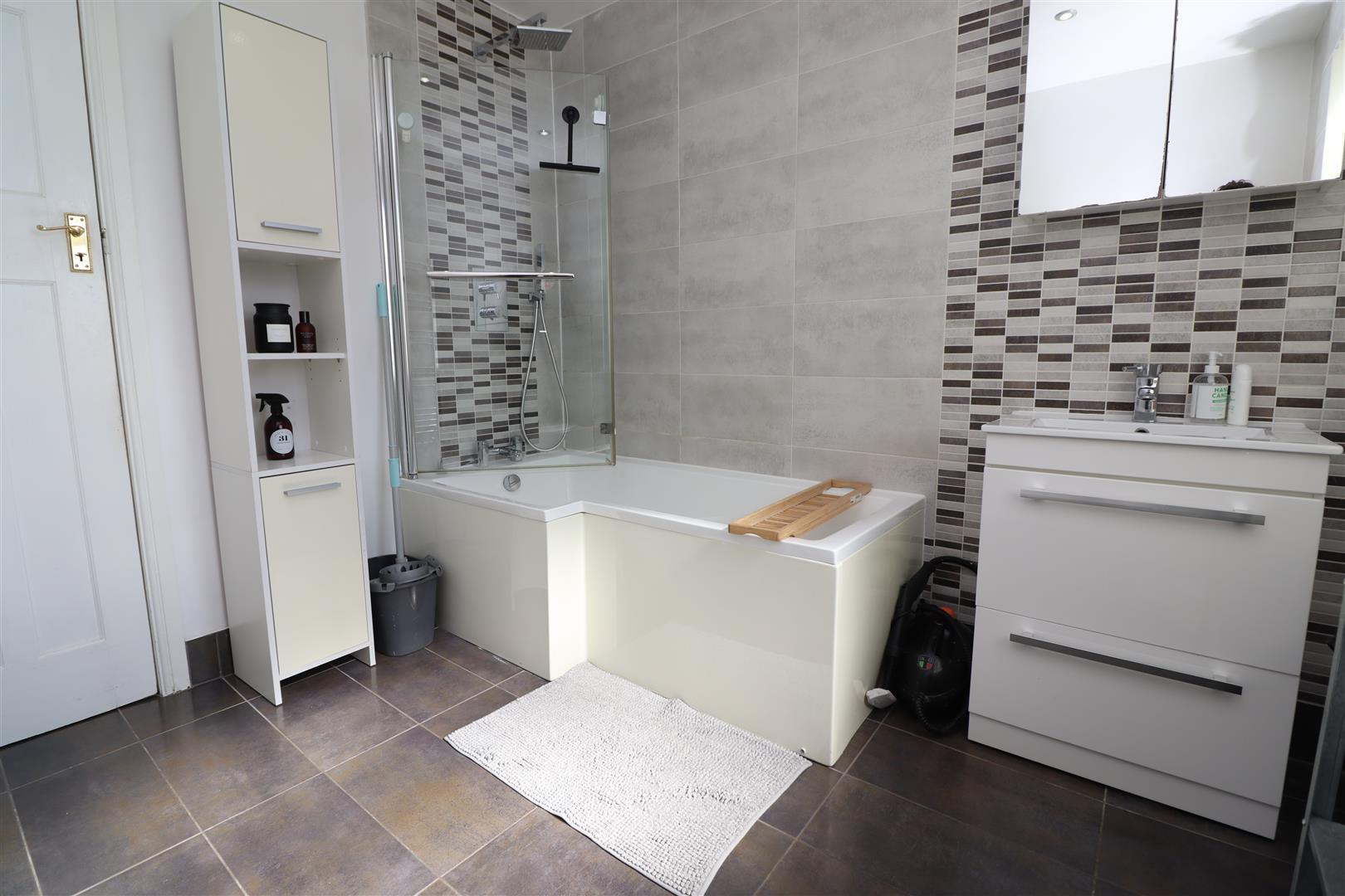 Property Image 62243010-b6e3-4d95-87e9-1f48b157ad17