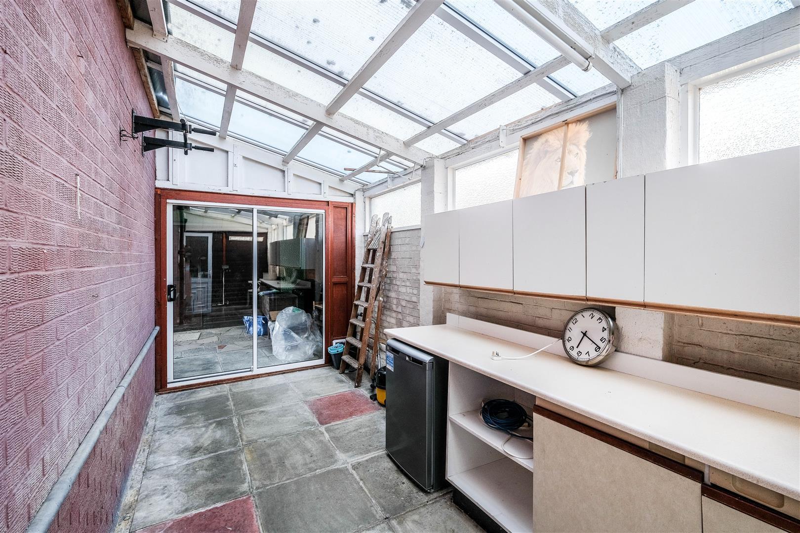 Property Image 6232493d-73d2-4797-95d9-048d5d3846f9
