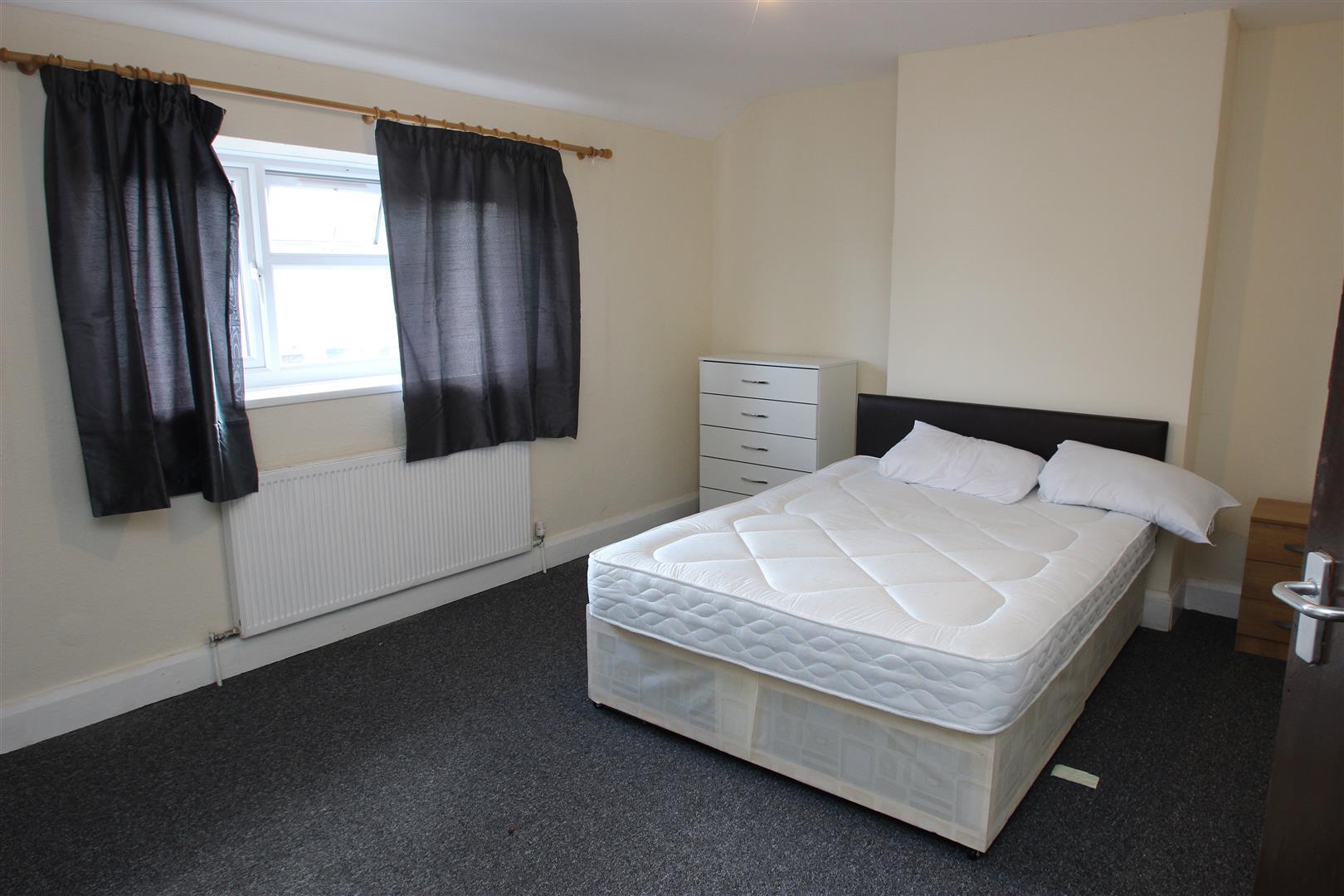 Property Image 62401248-2744-4149-8d89-e0a564bf2687