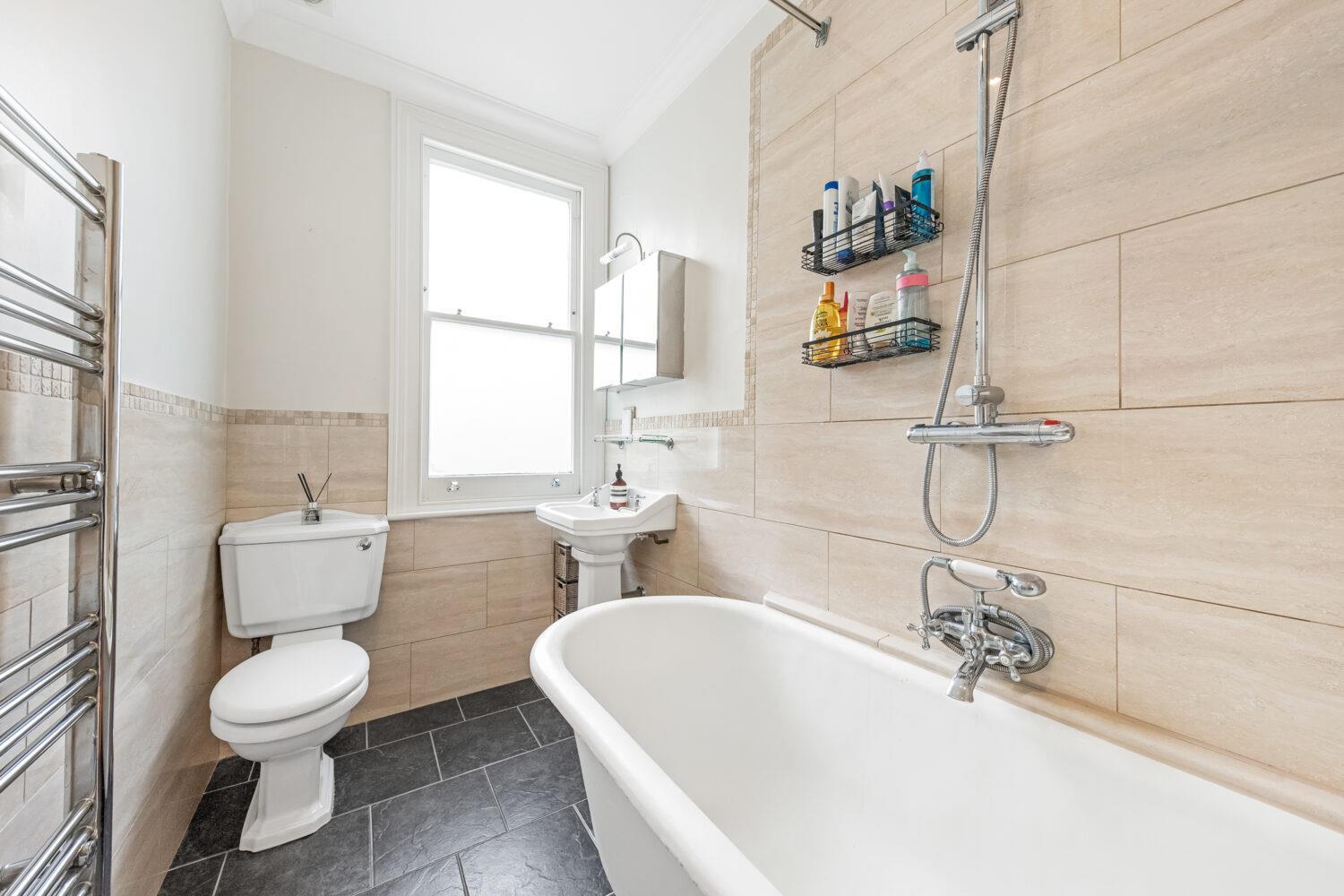 Property Image 624333f2-eb41-4fbb-926f-7df2ed988690