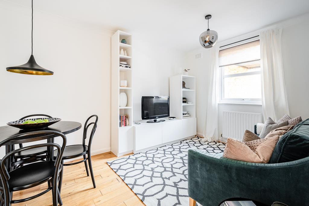 Property Image 6245fde8-edc0-406f-8e3f-b2aae8a0cab3